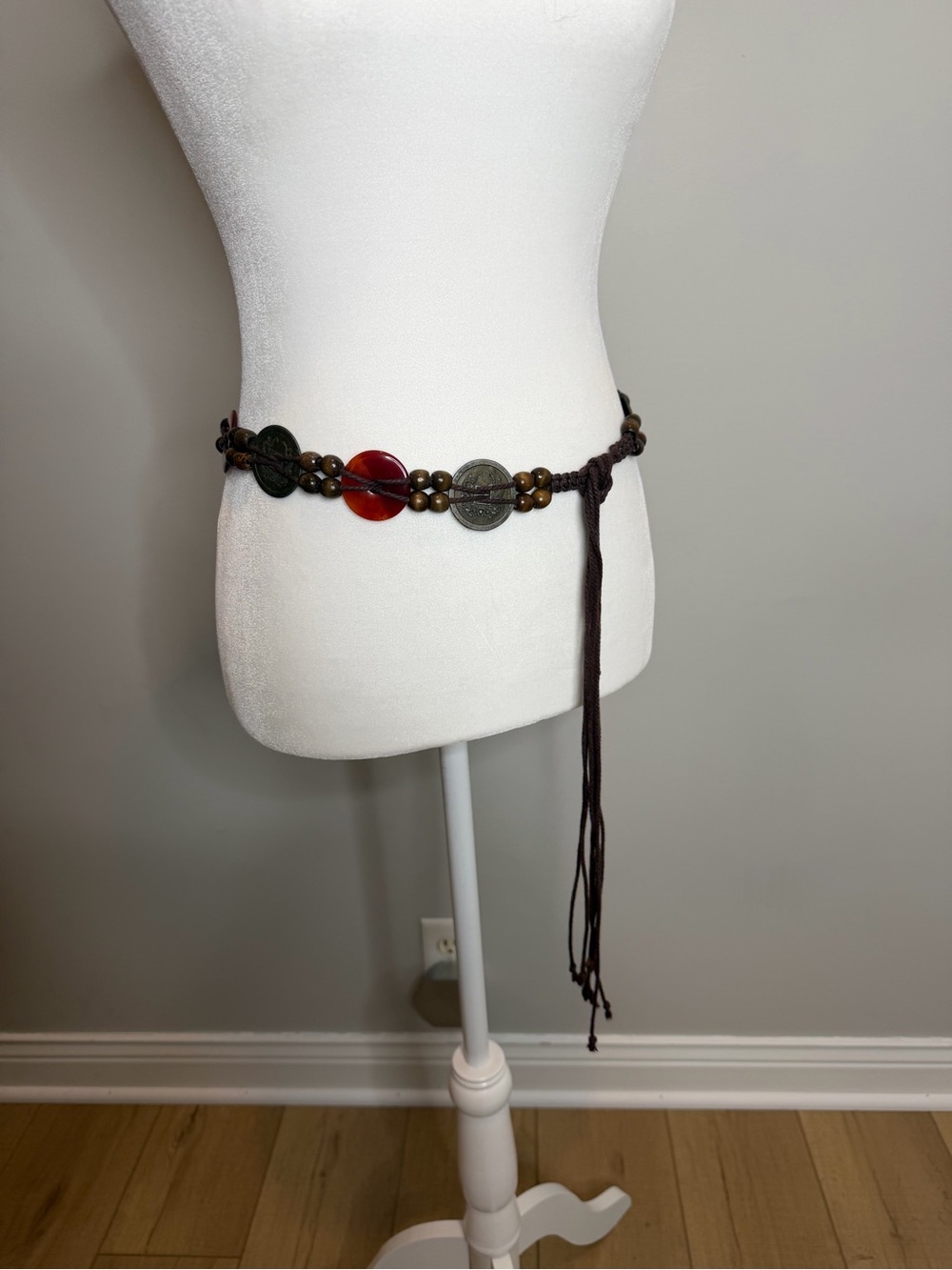 Vintage 70s Macrame Dragon Coin Belt Faux Carnelian Wood Beads Boho Hippie